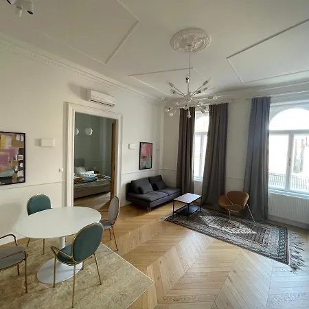 City Center 3, Elegant And Cozy 2Br In City Center! Budapest Kültér fotó